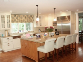 Scarsdale-Kitchen-with-Island-2-1024x839